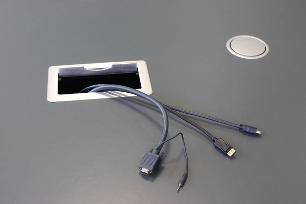 HDMI Audio im Tisch