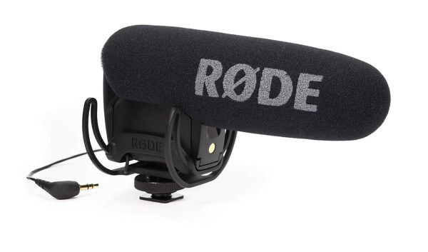 Røde VideoMic Pro Rycote, Kamera-Richtmikrofon mit Rycote®-Schwinghalterung, Batteriespeisung